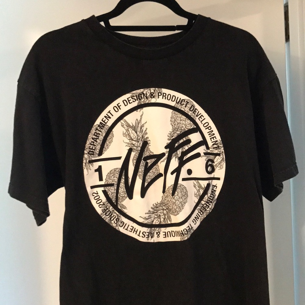 Neff pineapple tee